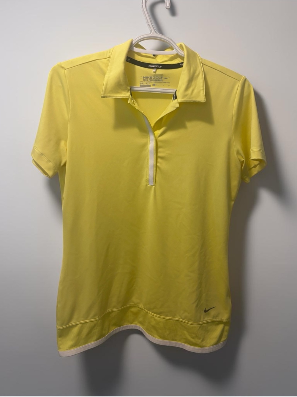 Nike Women’s Bright Yellow Short Sleeve Polo Top size Small